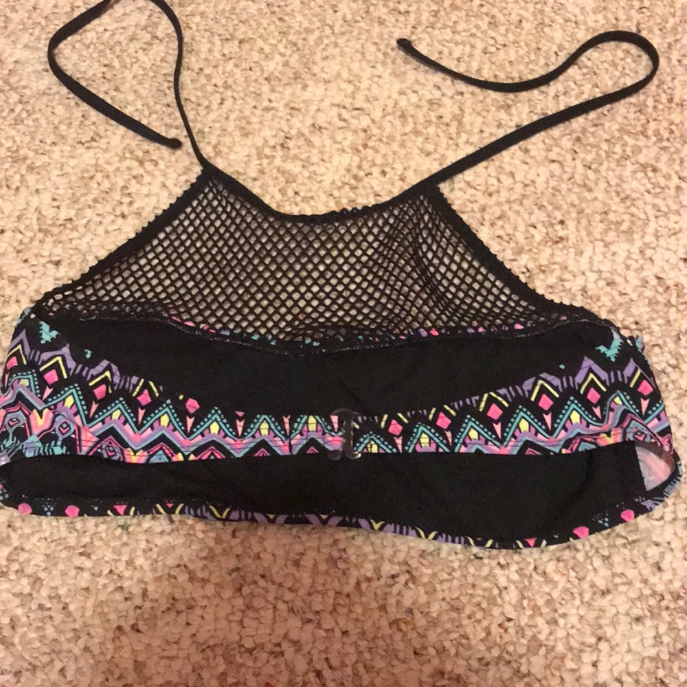 Patterned Bathing Suit Top - Picture 2 of 4